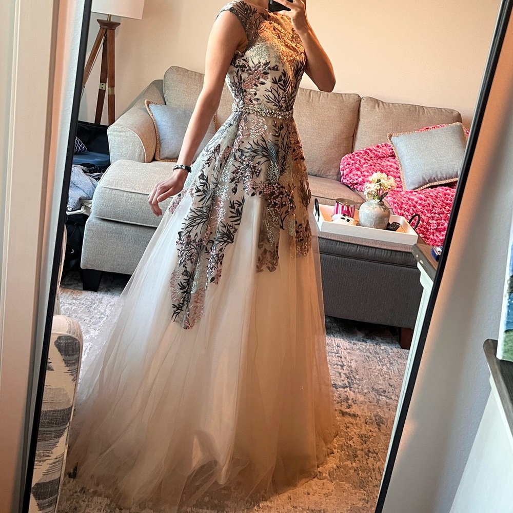 Prom dress ball gown